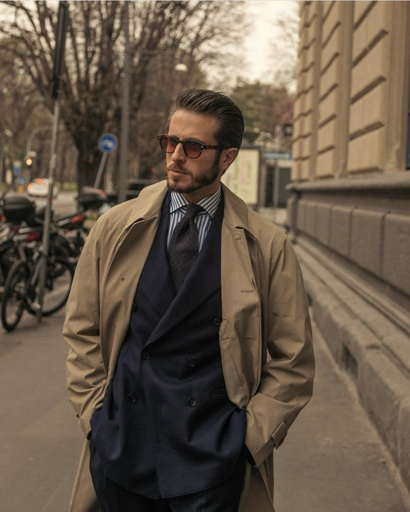 Marco Taddei icône du style formel italien porte magnifiquement une Chemise Col Italien à Rayures